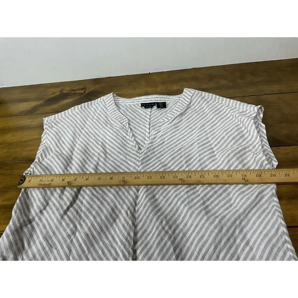 Tahari Linen Striped Sleeveless Blouse Size Small - Picture 5 of 7